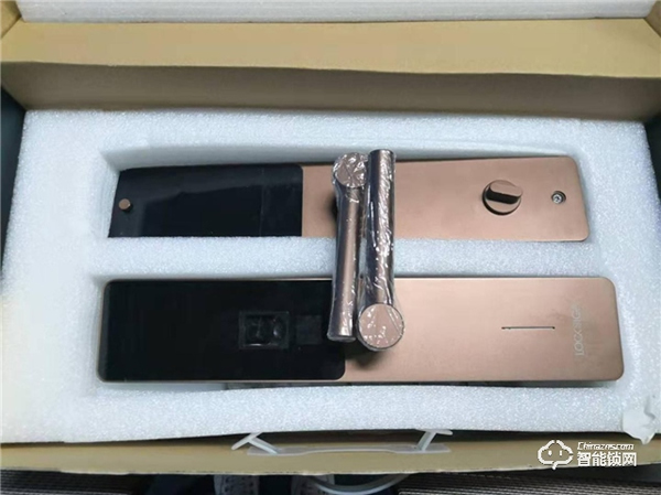 買把智能鎖送家里老人,LOCKSIGA洛克思格智能鎖體驗 買把智能鎖送家里老人,LOCKSIGA洛克思格智能鎖體驗