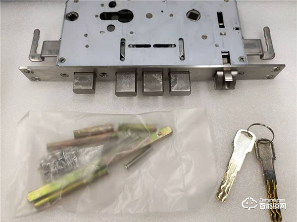 買把智能鎖送家里老人，LOCKSIGA洛克思格智能鎖體驗