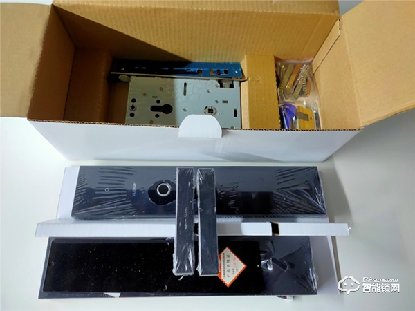 輕租智能鎖真實測評：租的放心，管的省心