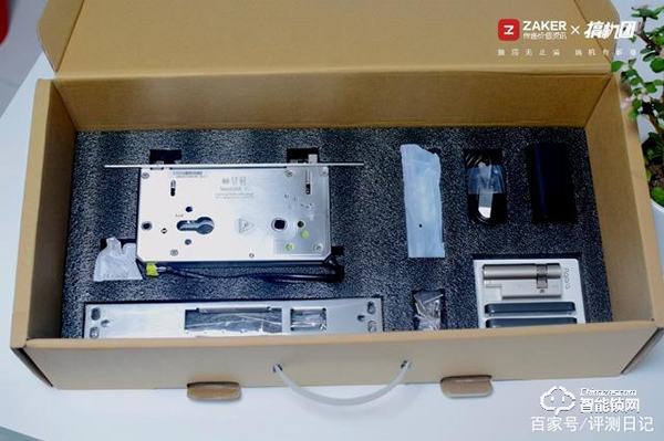 一握開(kāi)啟智能家——Aqara 全自動(dòng)智能推拉鎖 D100體驗(yàn)