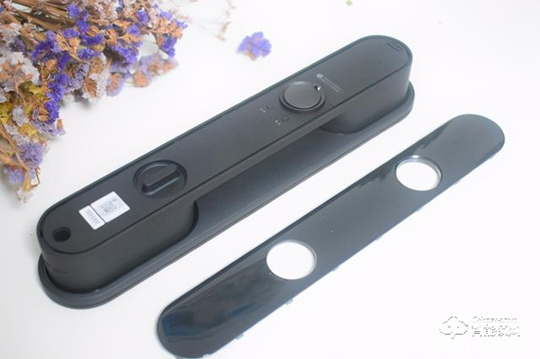 一握開(kāi)啟智能家——Aqara 全自動(dòng)智能推拉鎖 D100體驗(yàn)