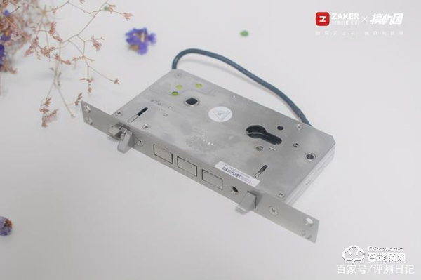 一握開(kāi)啟智能家——Aqara 全自動(dòng)智能推拉鎖 D100體驗(yàn)