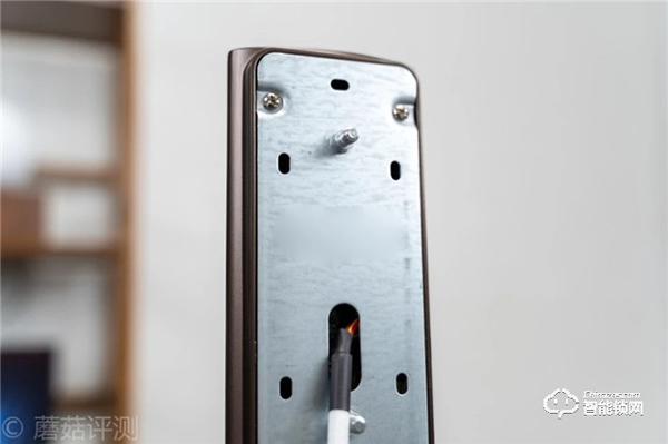 雙芯雙電機(jī)，開門更便捷，自動(dòng)上鎖更放心！TCL指紋智能鎖K6C評(píng)測