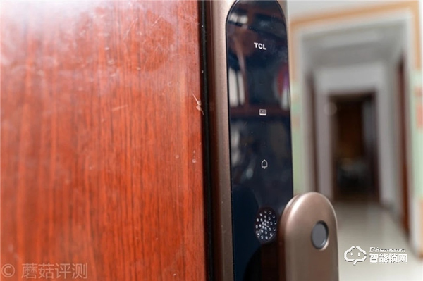 雙芯雙電機(jī)，開門更便捷，自動(dòng)上鎖更放心！TCL指紋智能鎖K6C評(píng)測