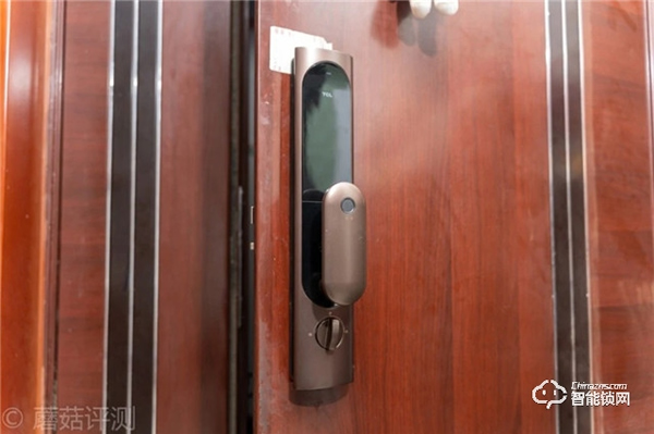 雙芯雙電機(jī)，開門更便捷，自動(dòng)上鎖更放心！TCL指紋智能鎖K6C評(píng)測