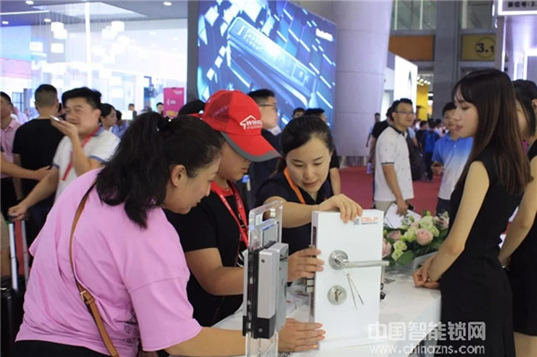 曼申打造中國智能鎖共享產業平臺 “曼申模式”贏得行業先機 曼申打造中國智能鎖共享產業平臺 “曼申模式”贏得行業先機