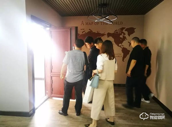 楊格鎖業:一生只做一件事,專心做好智能鎖 | 2019中國建博葵花獎調研團走訪實錄 楊格鎖業:一生只做一件事,專心做好智能鎖 | 2019中國建博葵花獎調研團走訪實錄