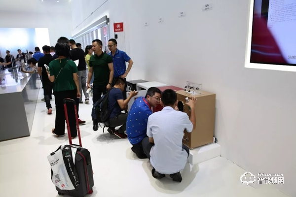 2019“葵花獎(jiǎng)”|金點(diǎn)原子榮獲三大重磅獎(jiǎng)項(xiàng) 2019“葵花獎(jiǎng)”|金點(diǎn)原子榮獲三大重磅獎(jiǎng)項(xiàng)