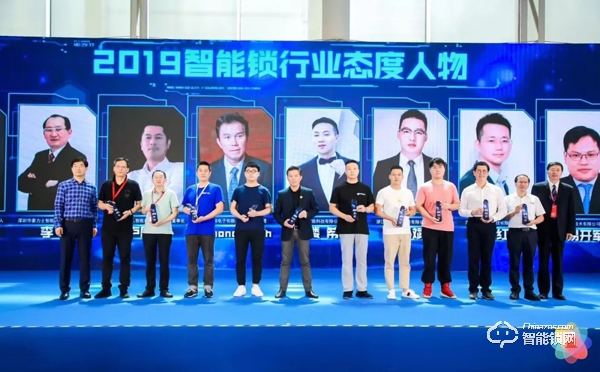 廣州建博會首秀 | 超人智能鎖攜全品類驚艷亮相，掀起熱潮！