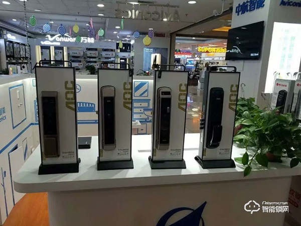 AOC智能鎖與國美簽署深度合作，全面入駐國美門店！