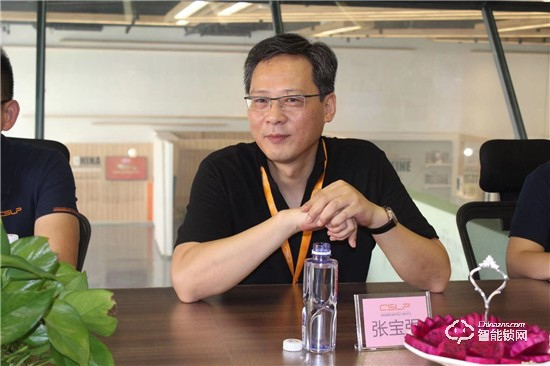 中國智能鎖行業考察團，走進CSLP中國智能鎖共享產業平臺