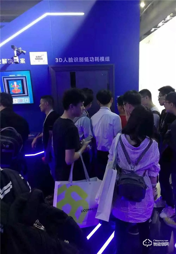 云棲大會intel展示的未來之門，只是王力智能家居的一小步