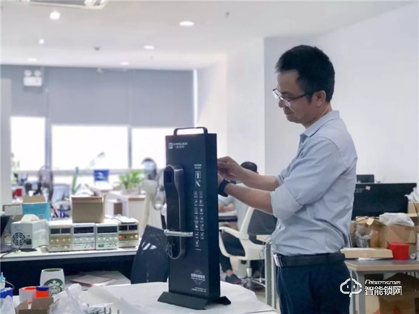 廣東廣播電視臺公共頻道來微盾科技錄制《智造生活》節(jié)目