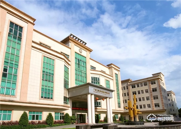 智能建筑行業的“奧斯卡”典禮，匯泰龍連續三年蟬聯“十大智能鎖品牌獎”