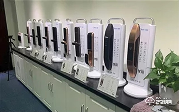 新征程·有鎖為丨復旦申花智能鎖2019年度營銷會議圓滿結束 ! 新征程·有鎖為丨復旦申花智能鎖2019年度營銷會議圓滿結束 !