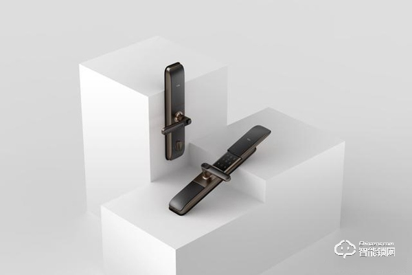 不僅是門面擔當還有C位實力，TCL智能鎖開啟智慧家庭新入口