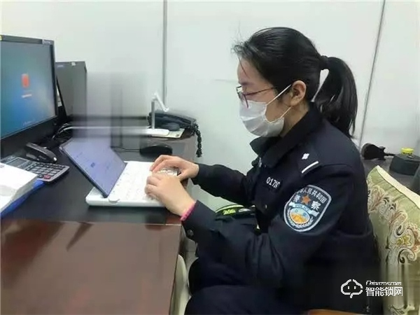 智能門(mén)鎖助力疫情防控，南京棲霞公安這波“戰(zhàn)疫”操作太硬核！