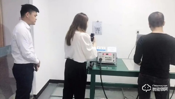 在線云考察,創(chuàng)新謀合作——華潤(rùn)置地走進(jìn)超人,“云”參觀超人智能工廠 在線云考察,創(chuàng)新謀合作——華潤(rùn)置地走進(jìn)超人,“云”參觀超人智能工廠