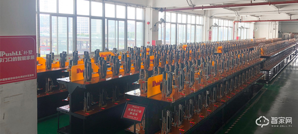 家門口的智能家居！樸墅指靜脈智能鎖給您更安全的守護！