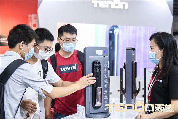 瘋狂打call丨亞太天能再獲殊榮,燃爆中國建博會(huì) 瘋狂打call丨亞太天能再獲殊榮,燃爆中國建博會(huì)