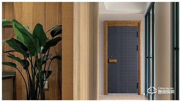 德國德盾智能門全面升級,顏值性能雙過關(guān),俘獲90后“放心” 德國德盾智能門全面升級,顏值性能雙過關(guān),俘獲90后“放心”