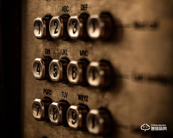 電子鎖發(fā)展圖鑒：智能鎖取代傳統(tǒng)鎖會(huì)是必然趨勢(shì)？