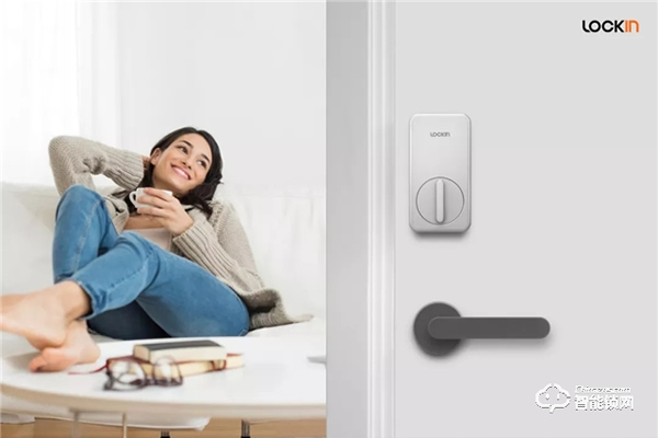 云丁鹿客雙品牌亮相第六屆民企大會丨創新產品和服務,用智慧守護居住安全 云丁鹿客雙品牌亮相第六屆民企大會丨創新產品和服務,用智慧守護居住安全