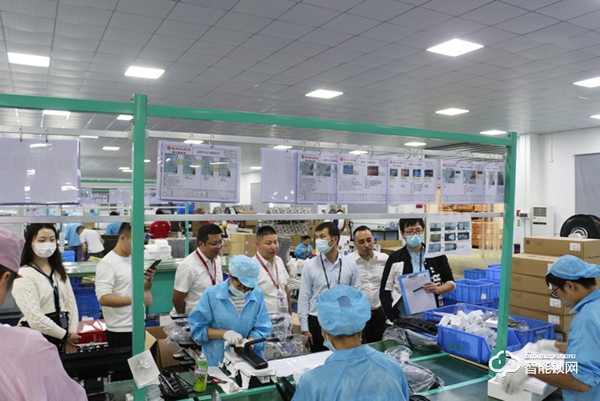 恒大集團材料設備有限公司領導蒞臨櫻花智能鎖總部參觀考察