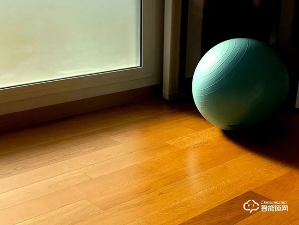 飛利浦智能鎖，讓居家養(yǎng)老更安全、更便捷，子女更安心