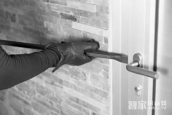 智能鎖真正解決用戶問(wèn)題,讓生活安全有保障! 智能鎖真正解決用戶問(wèn)題,讓生活安全有保障!