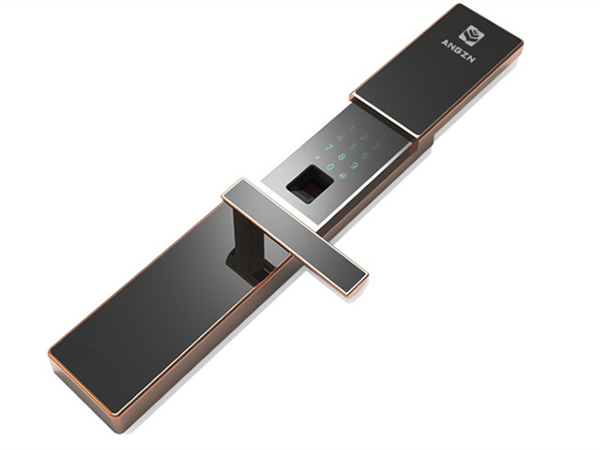 使用智能門(mén)鎖時(shí)應(yīng)該注意的問(wèn)題 使用智能門(mén)鎖時(shí)應(yīng)該注意的問(wèn)題