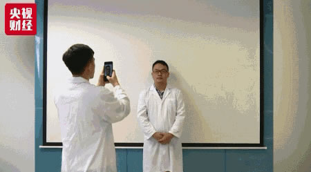 專家評(píng)面部識(shí)別智能門鎖：現(xiàn)階段安全系數(shù)低，還是選靠譜的