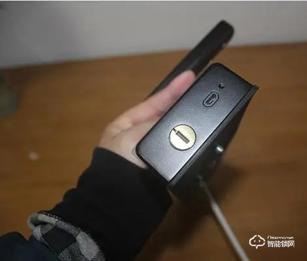 自從用了智能鎖，我的手指頭越來越值錢