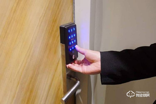 廉價智能鎖究竟藏著哪些貓膩？
