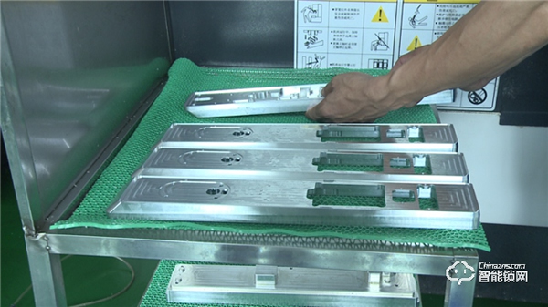 智能門鎖代工廠的下一步，該如何邁出？