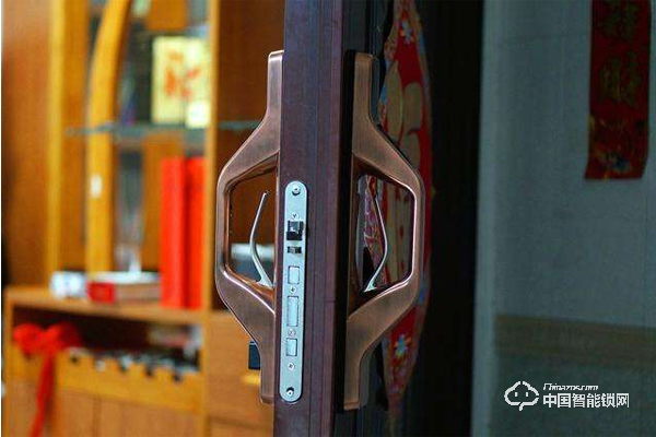 六孚指紋鎖怎么樣 六孚指紋鎖質(zhì)量如何