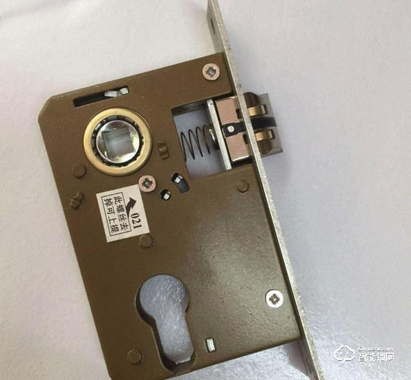 智能鎖為什么貴還有人買？原因出在這里