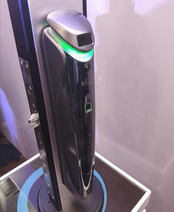 忠恒高配智能門鎖丨人臉解鎖，顏值與科技更勝一籌 ——忠恒超體3號人臉智能鎖全球發布