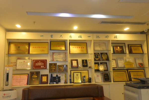 從賣鎖到賣服務，豪力士是如何實現高收益的？