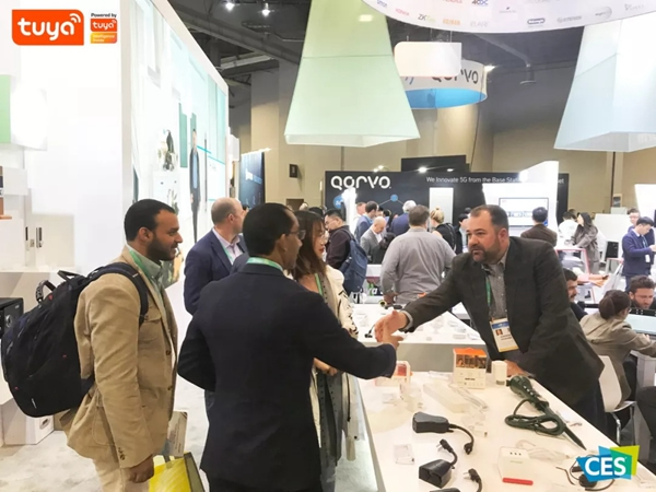 涂鴉智能攜手全球50品牌大秀200款新品亮相2020CES