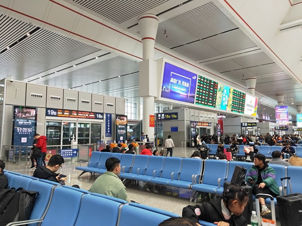 頂固輕奢家搶占高鐵C位 霸屏模式開啟精致歸家路