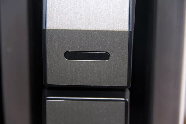 VOC智能鎖測評，告訴你智能推拉鎖到底哪家強