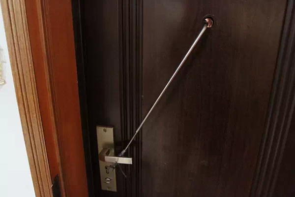 指紋鎖的防貓眼開鎖，用起來好用嗎？