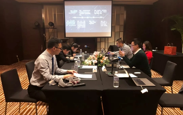 VOC智能鎖與熊貓傳媒強強聯手，打造行業內容營銷典范