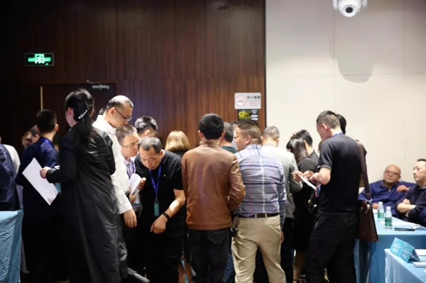 豪力士智能鎖2018運營商會議及新品發布會圓滿成功