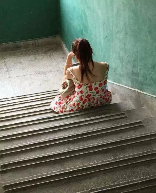 豪力士智能指紋鎖：如果你也經(jīng)常忘帶鑰匙，就裝一把智能鎖吧！