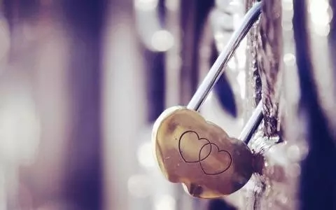 頂吉無(wú)孔智能鎖：人生如鎖，心是鑰匙