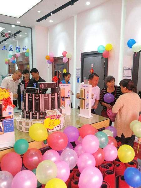 忠恒智能門鎖昆明大商匯旗艦店盛大開業(yè)