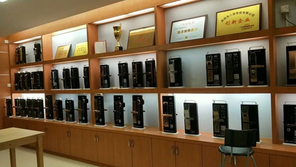 八佰智能鎖強勢入駐太平洋安防·全球智能鎖業(yè)交易中心！