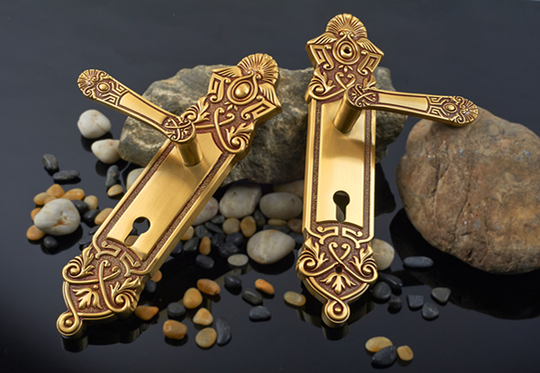 參加建博會的雅麗斯有多可怕，你一定不知道！